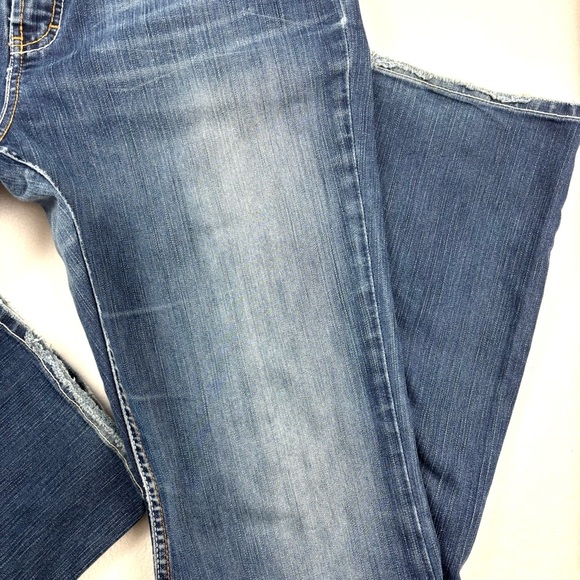 BKE Wendi Lowrise Super Whisker Faded Denim Bootcut Flare Western Jean (36/35.5) - Picture 6 of 16